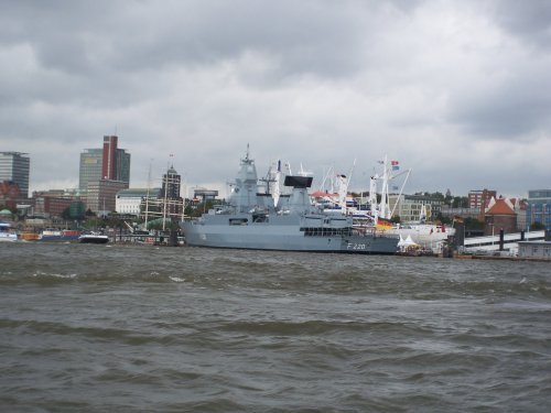 hafenrundfahrt hamburg 14.jpg