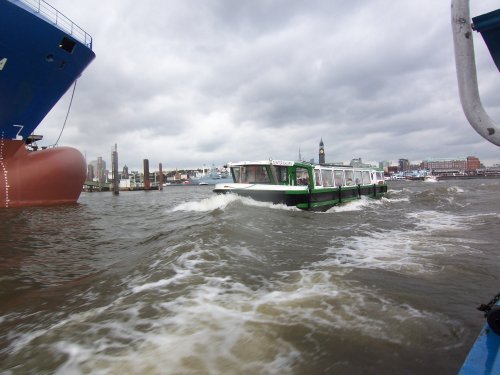 hafenrundfahrt hamburg 17.jpg