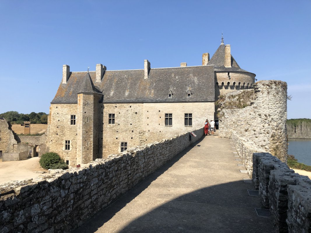 Burgmauer Burgmauer