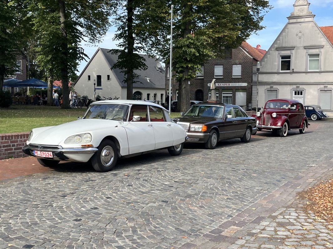 Oldtimer in Ledgen