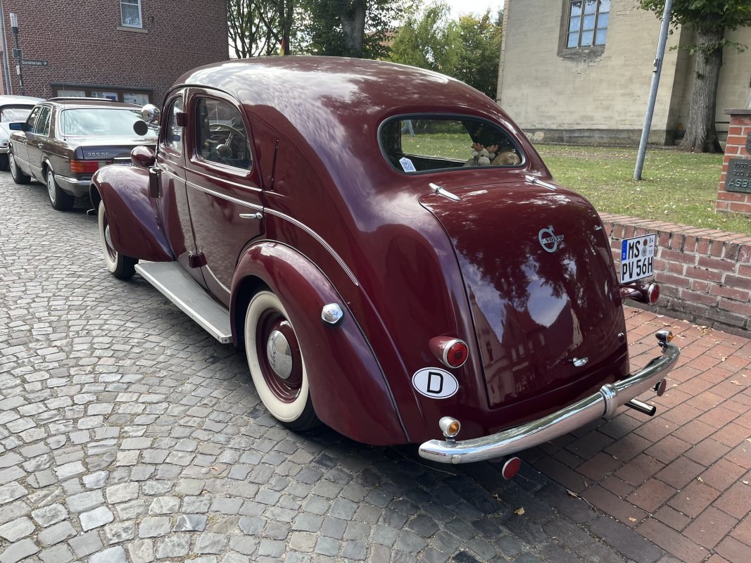 Alter Volvo