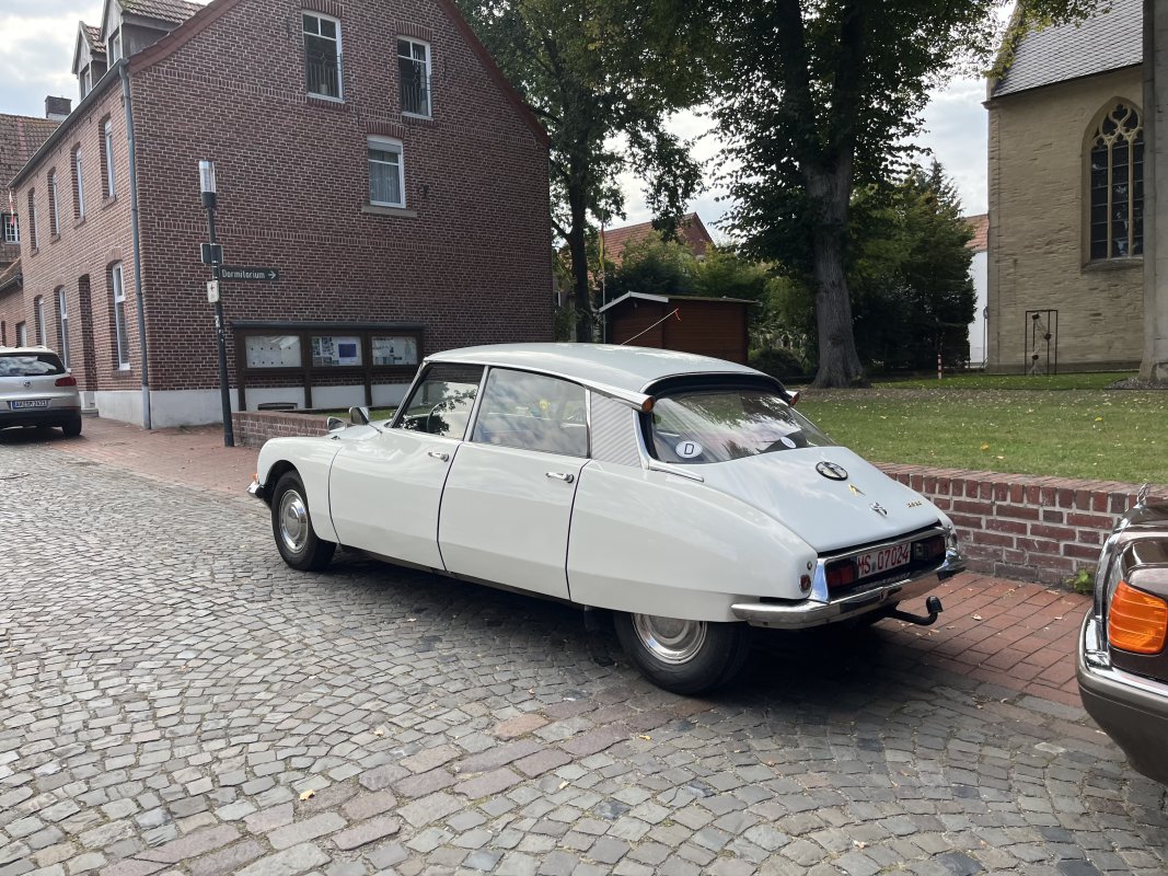 Citroen DS - die Göttin