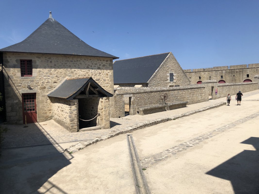 Die Anlage ist riesig Citadelle de Port-Louis